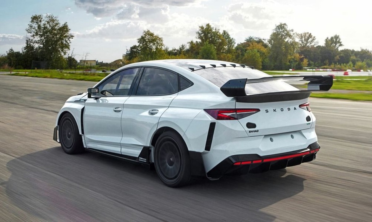Škoda Enyaq RS Race - 2024