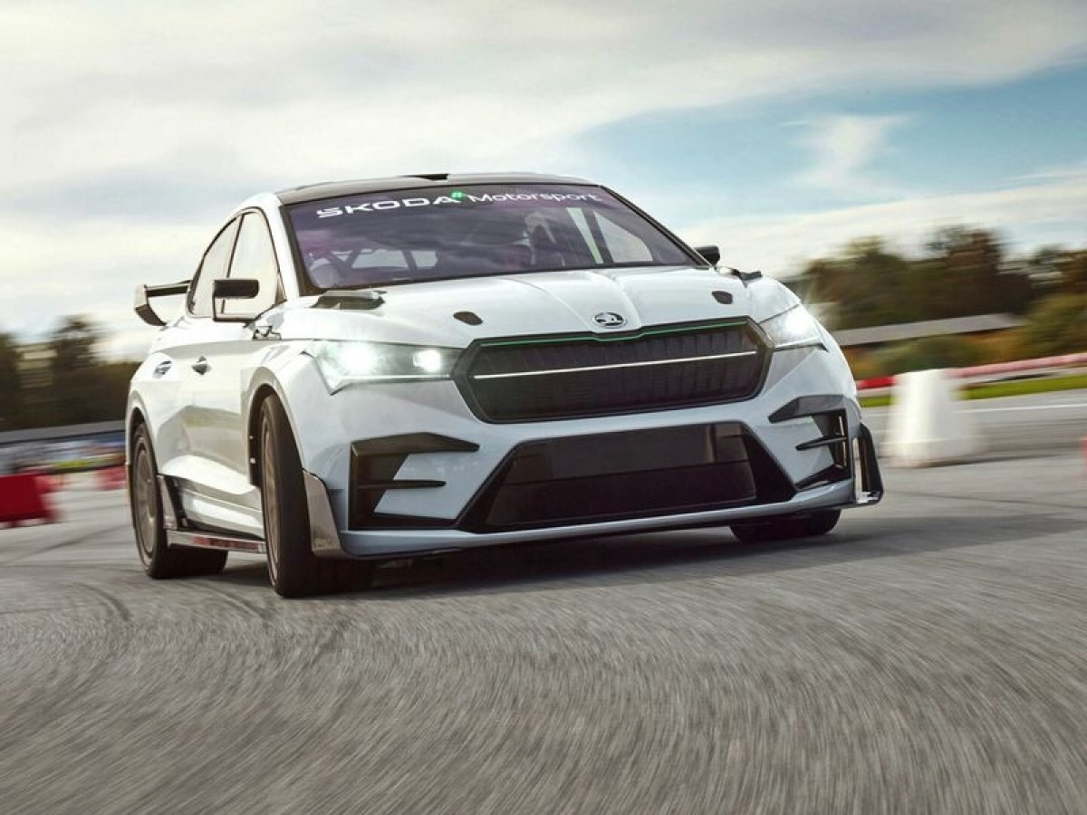 Škoda Enyaq RS Race - 2024