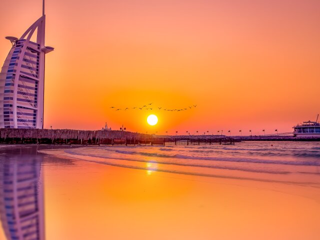 Dubaj, Emirát, SAE, more, večer, noc, kúpanie, dovolenka, Burdž al-Arab, Jumeirah Burj,cestovanie