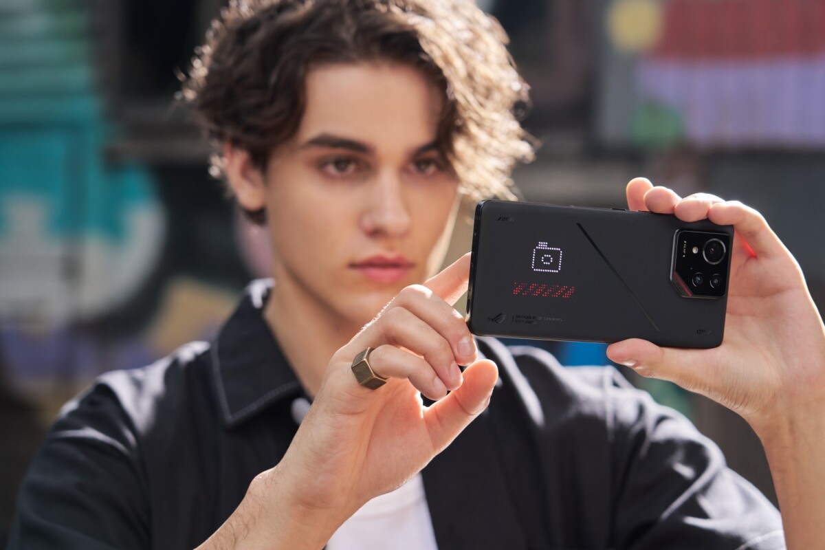 ROG Phone 9