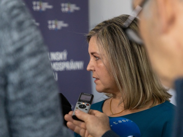 Županka Erika Jurinová upozorňuje, že stabilita a udržateľnosť ich regionálnych nemocníc je ohrozená.