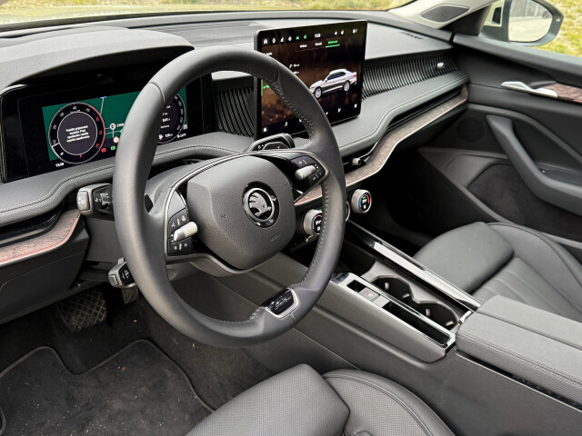 Škoda Superb L&K 2.0 TDI SCR EVO 142 kW (2025)