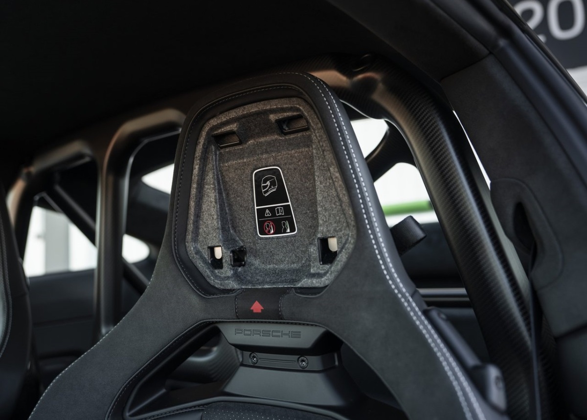 Porsche 911 GT3 16