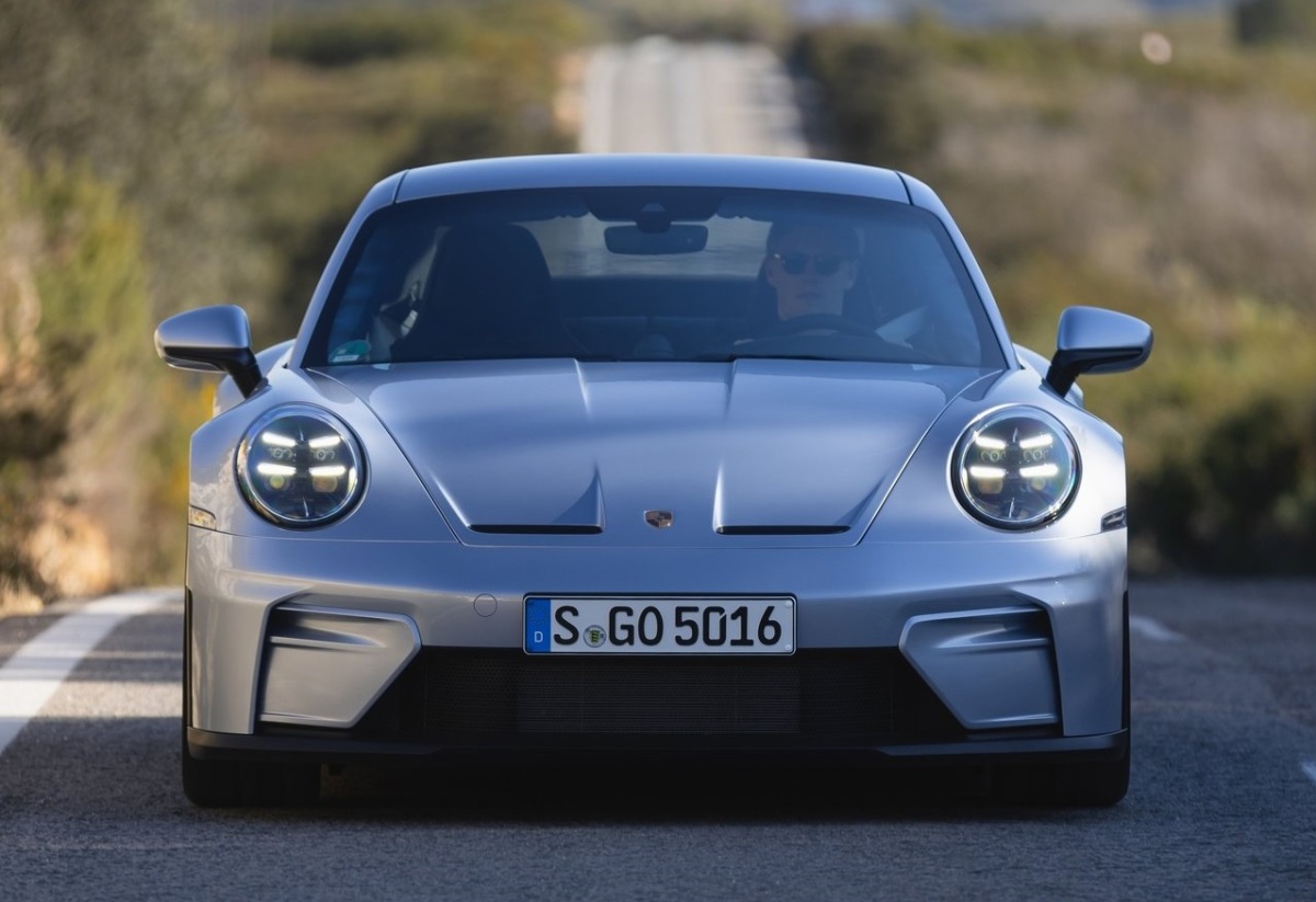 Porsche 911 GT3 Touring 4