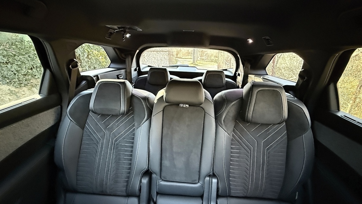 Peugeot 5008 1.2 Hybrid 136k (2025)