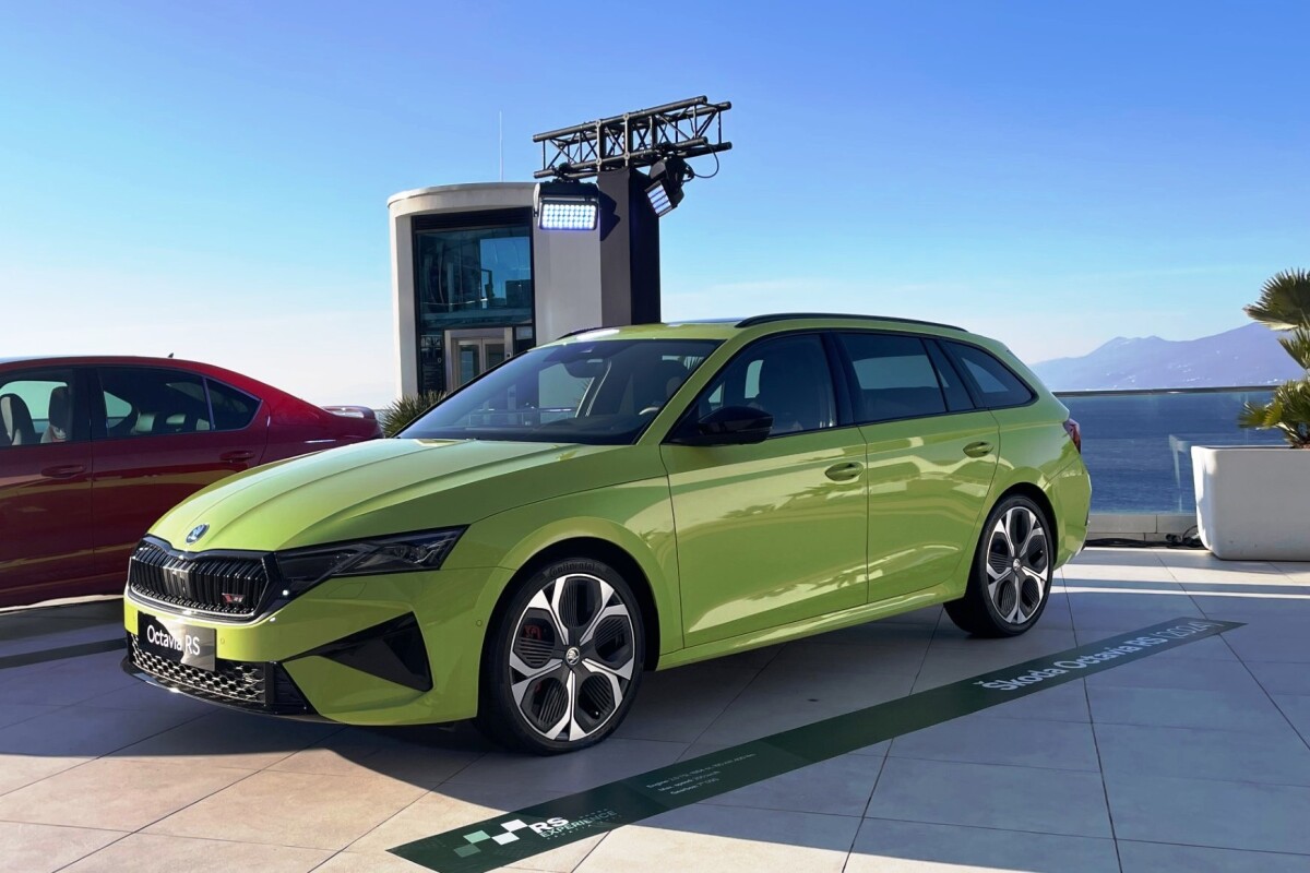Škoda Octavia RS - 2025