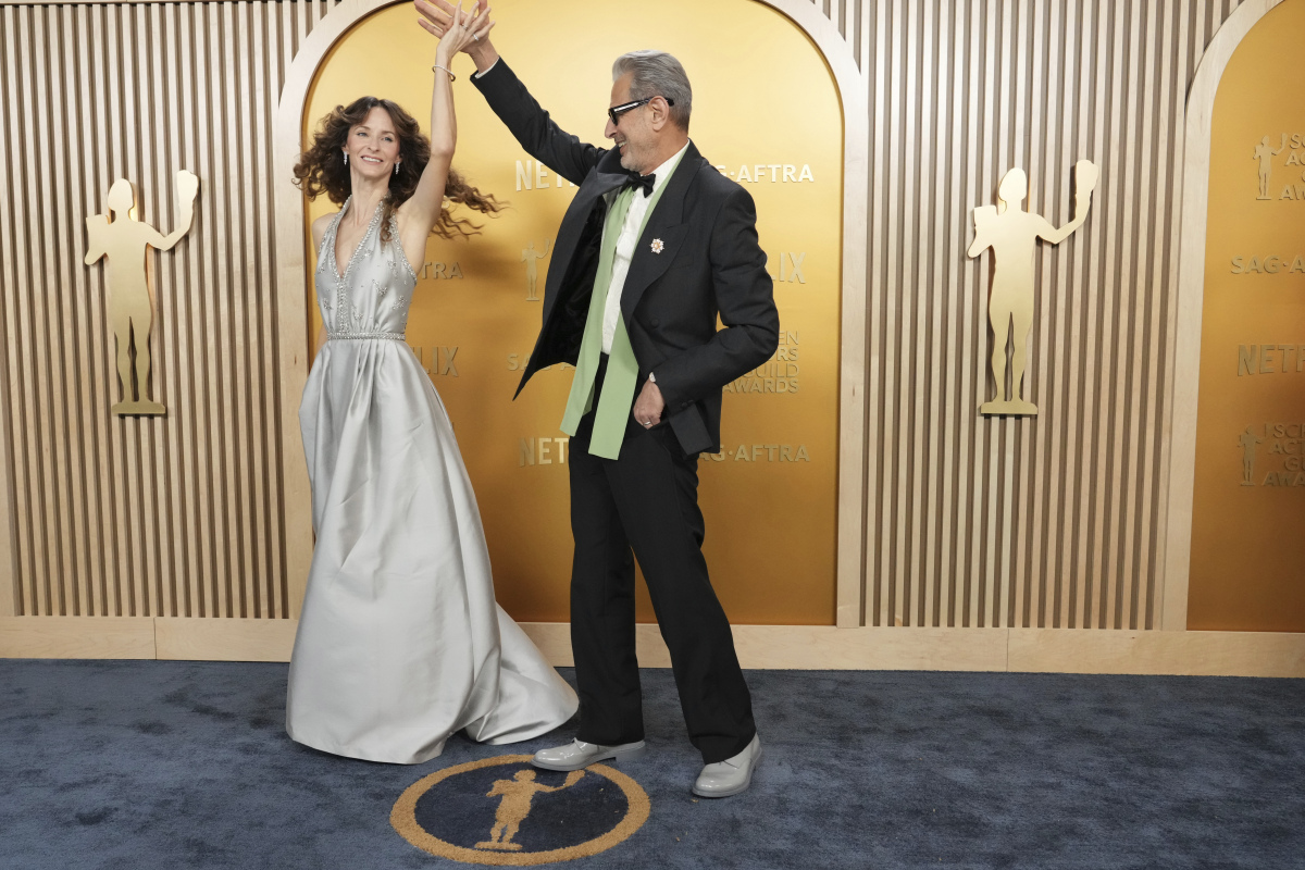 31st Annual SAG Awards - Arrivals