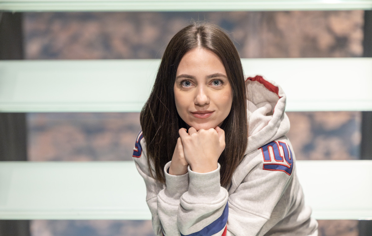 Herečka Ráchel Šoltesová sa na markízackych obrazovkách objavuje už niekoľko rokov vďaka seriálovej produkcii. V ktorom z týchto seriálov však nehrala?