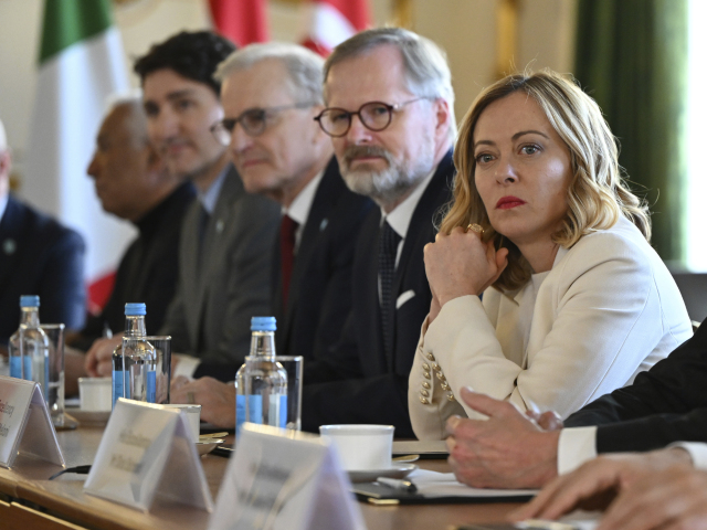 Talianska premiérka Giorgia Meloniová a český premiér Petr Fiala.