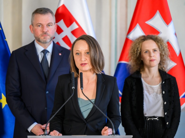 Peter Pellegrini /  Lenka Straková /