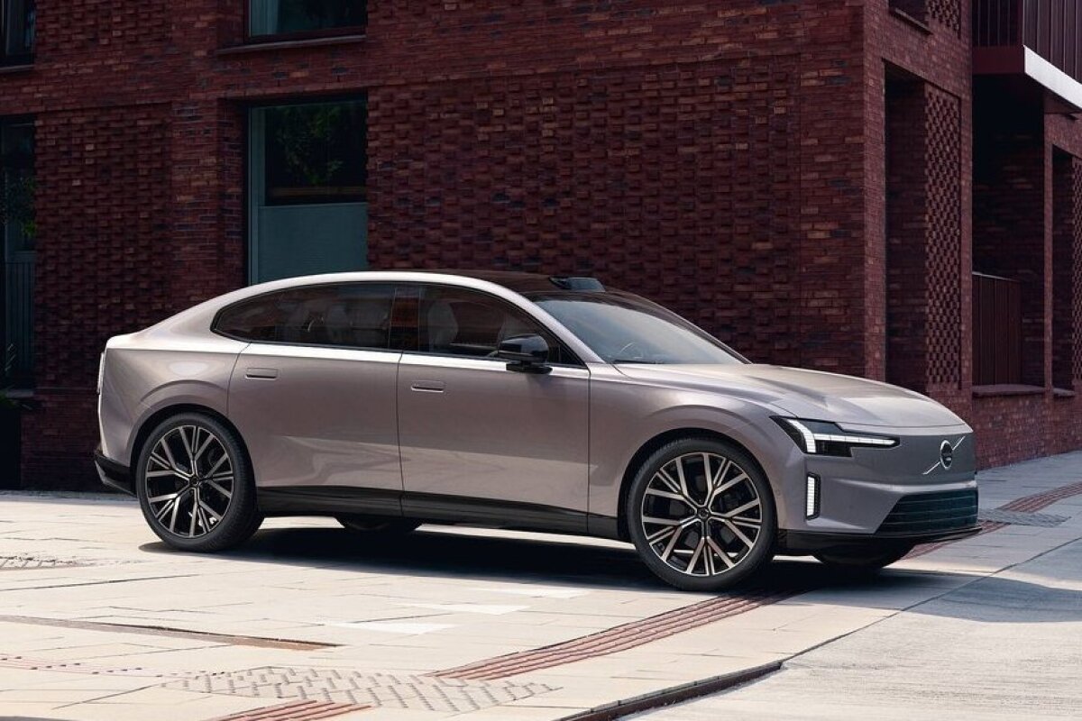 Volvo ES90 - 2025