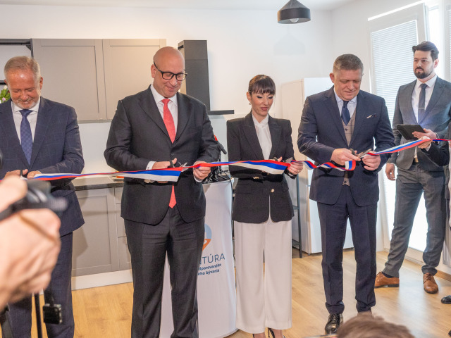 Jozef Ráž /  Robert Fico /