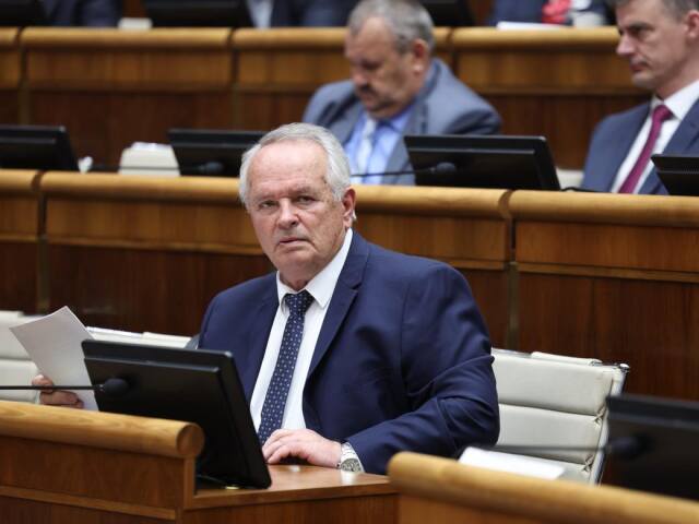 Miroslav Radačovský.