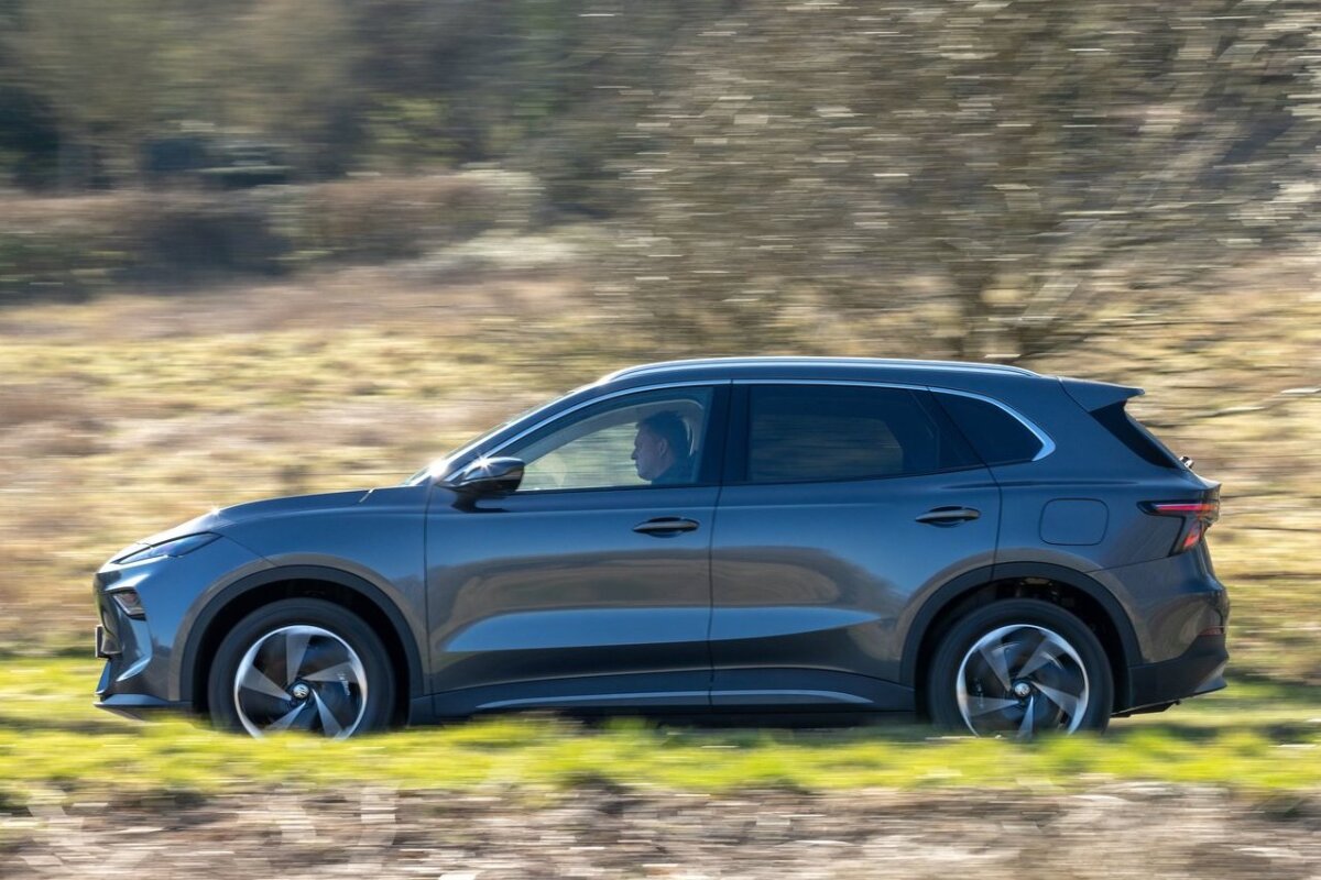 MG S5 EV - 2025