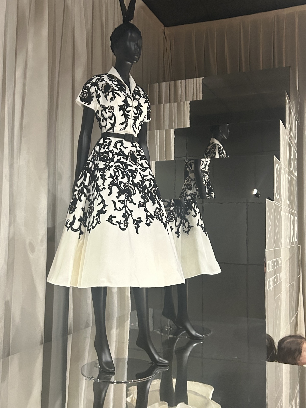 Dior, móda, Louvre