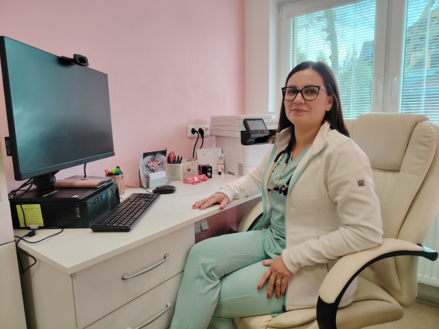 Lekárka Petra Sopková získala cenné skúsenosti v Detskej fakultnej nemocnici v Banskej Bystrici, no teraz sa rozhodla pre ambulantnú sféru.