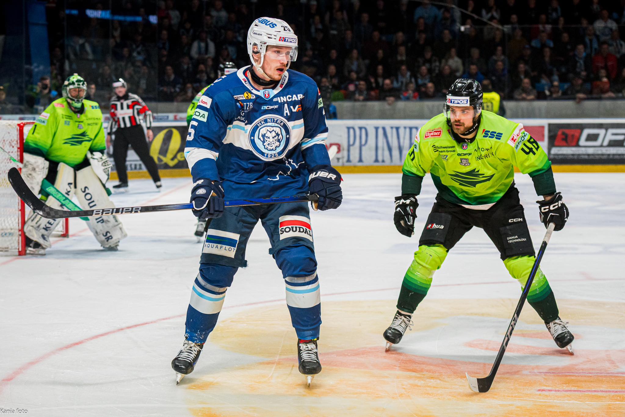 Samuel Buček v drese HK Nitra.