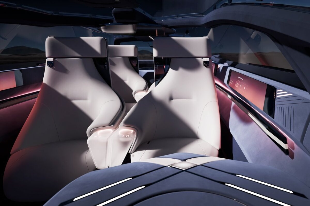 BAIC ArcFox 77 Concept - 2025