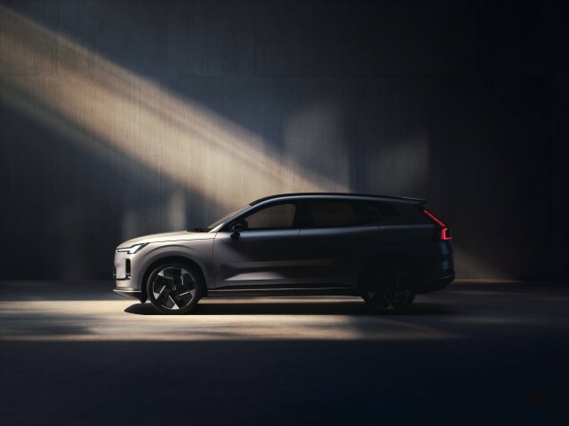 New Volvo XC70