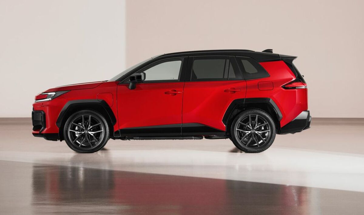 Toyota RAV4 - 2025