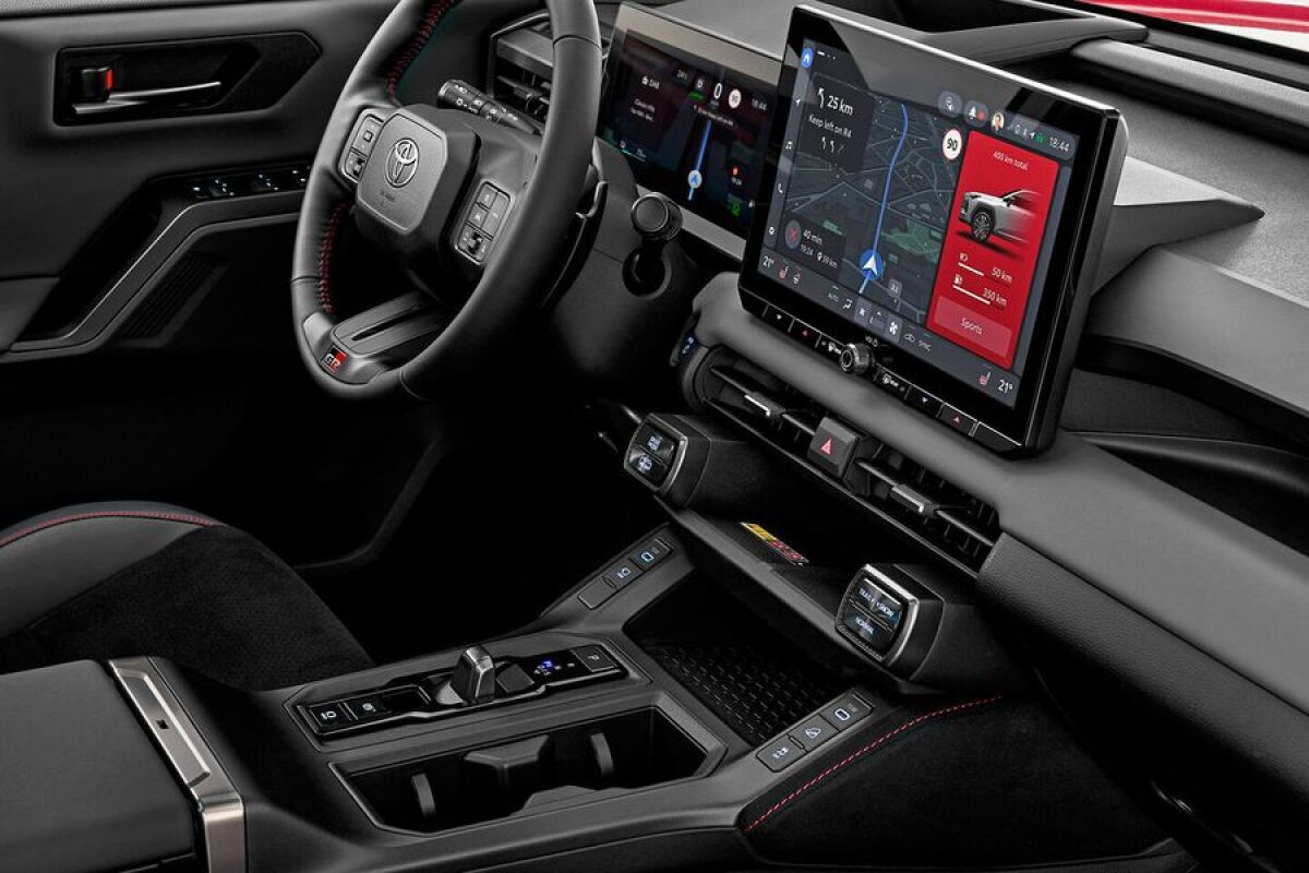 Toyota RAV4 - 2025