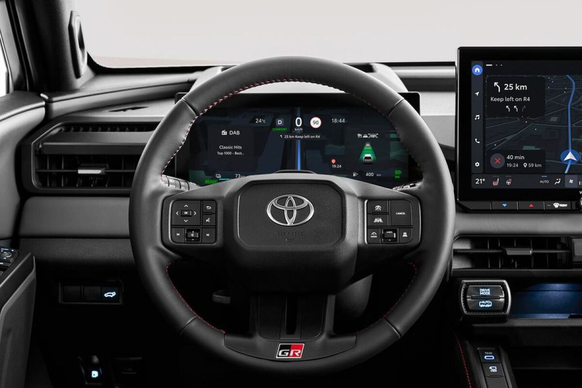Toyota RAV4 - 2025