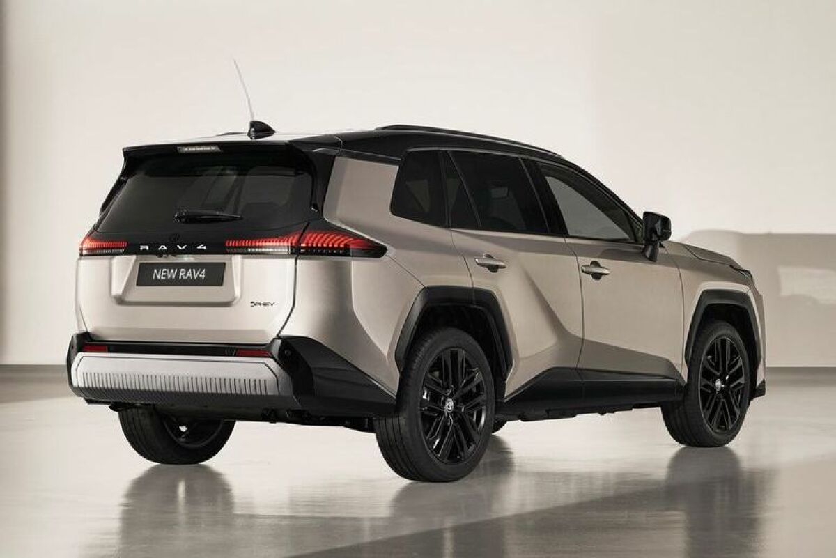 Toyota RAV4 - 2025