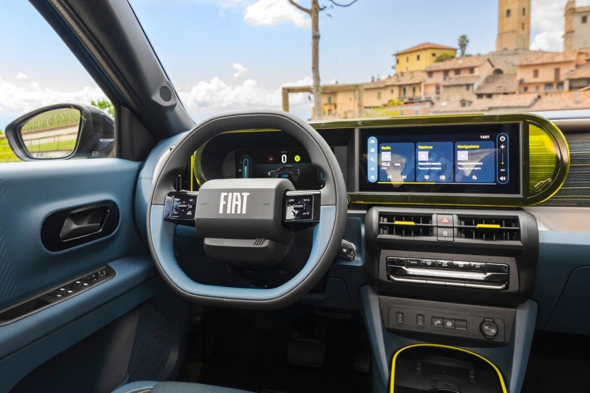 Fiat Grande Panda Hybrid - 2025