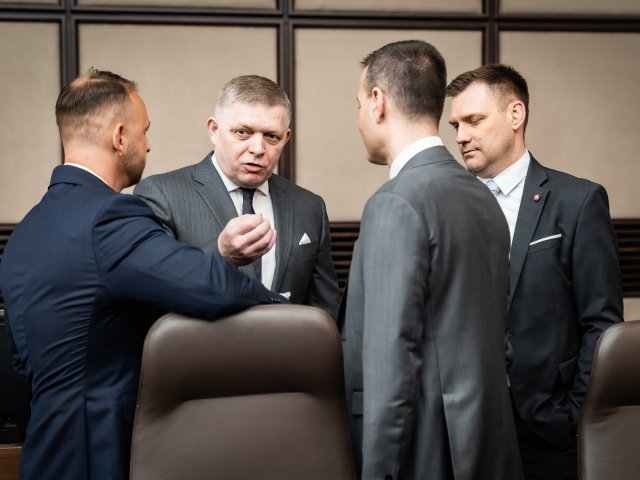Matúš Šutaj Eštok / Robert Fico / Tomáš Taraba / Tomáš Drucker /