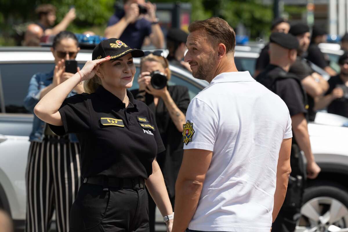 maškarová, eštok