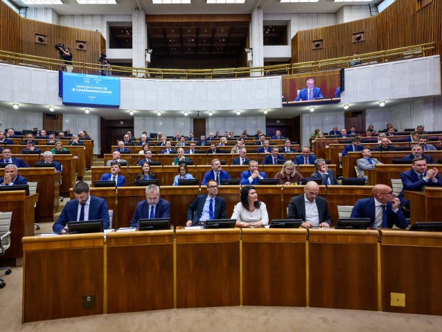 NRSR 37. schôdza mimoriadna parlament