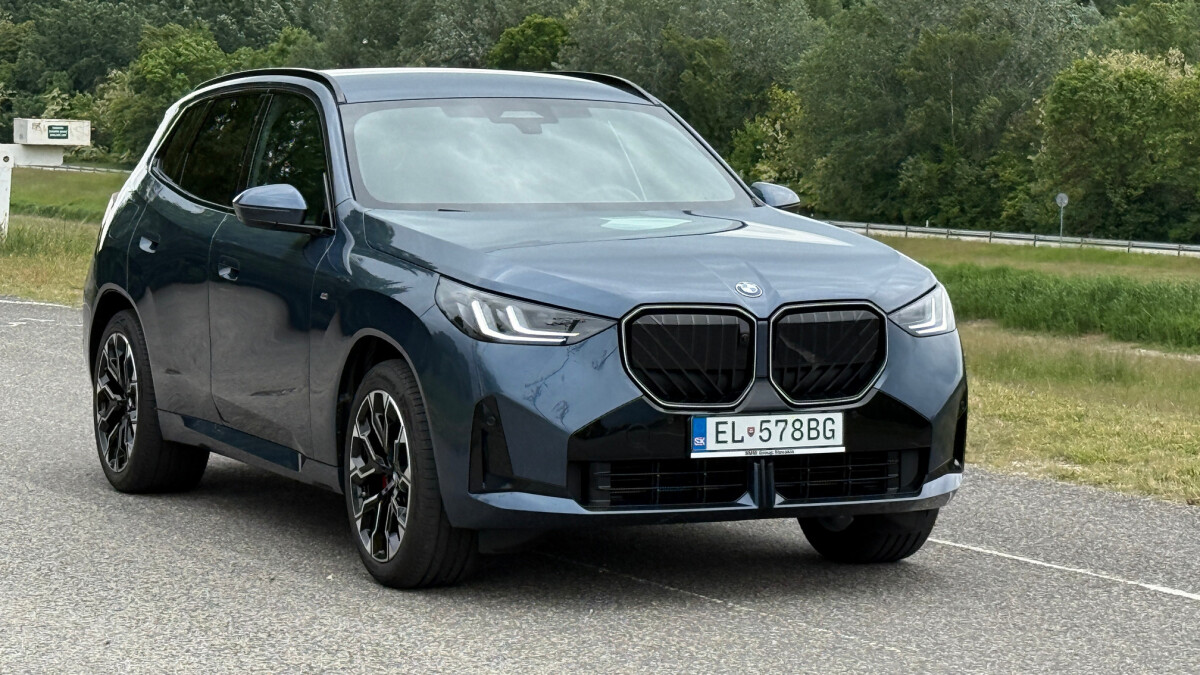 BMW X3 30e xDrive (2025)