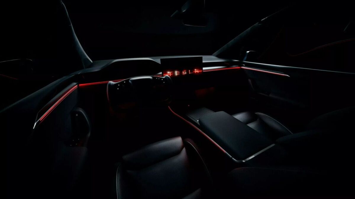 Tesla Model X 5