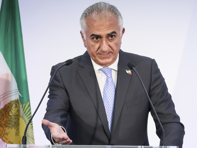 Reza Pahlaví, Irán, šáha mohamed