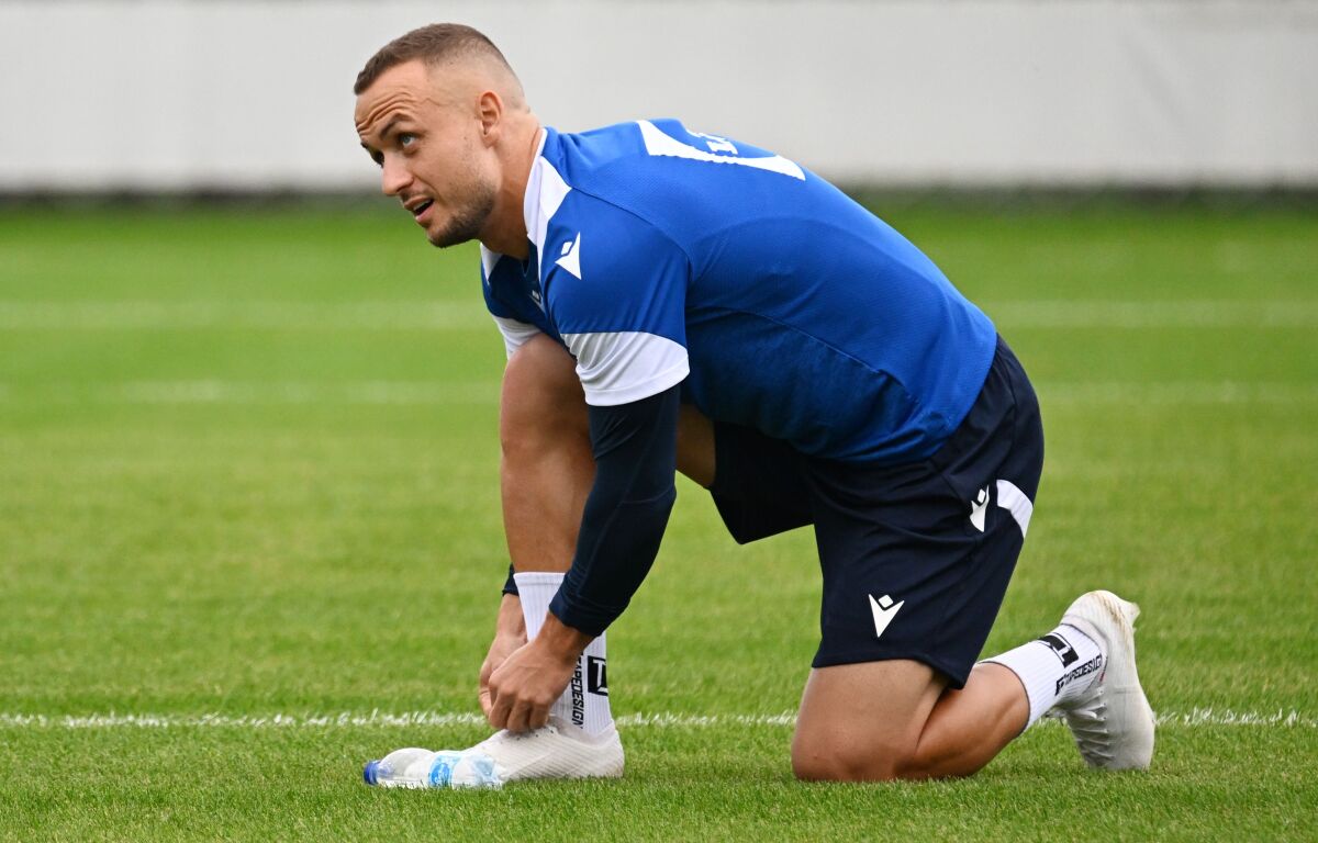 25. Stanislav Lobotka