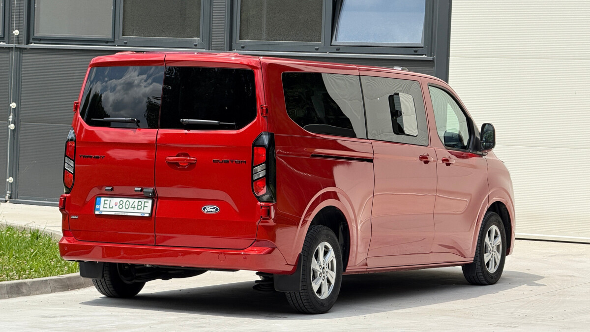 Ford Transit Custom PHEV (2025)