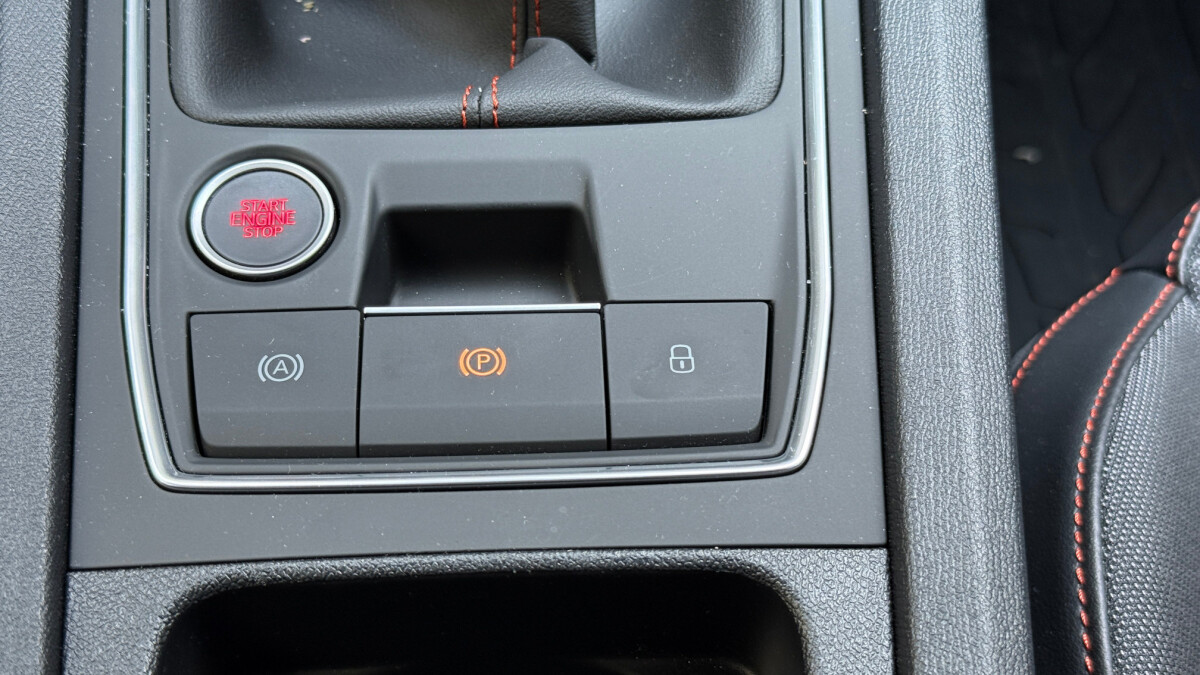Seat Leon 1.5 TSI FR (2025)