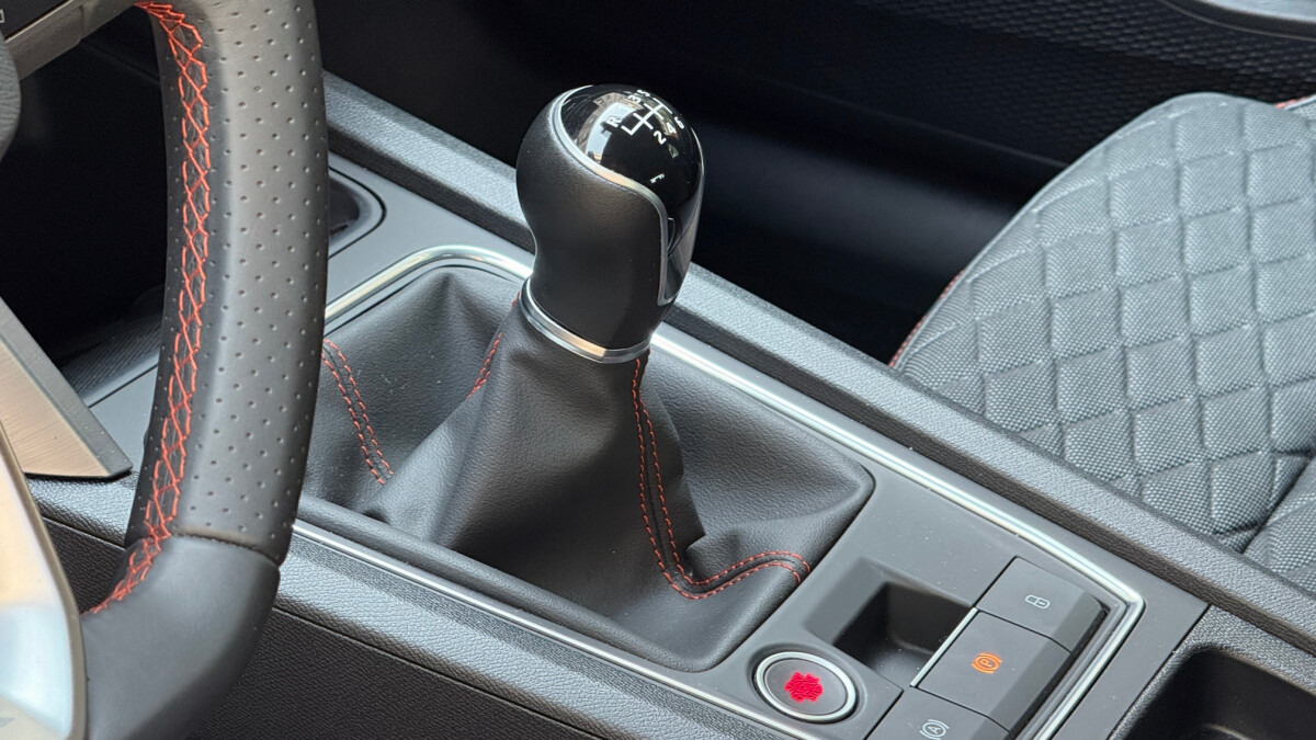 Seat Leon 1.5 TSI FR (2025)