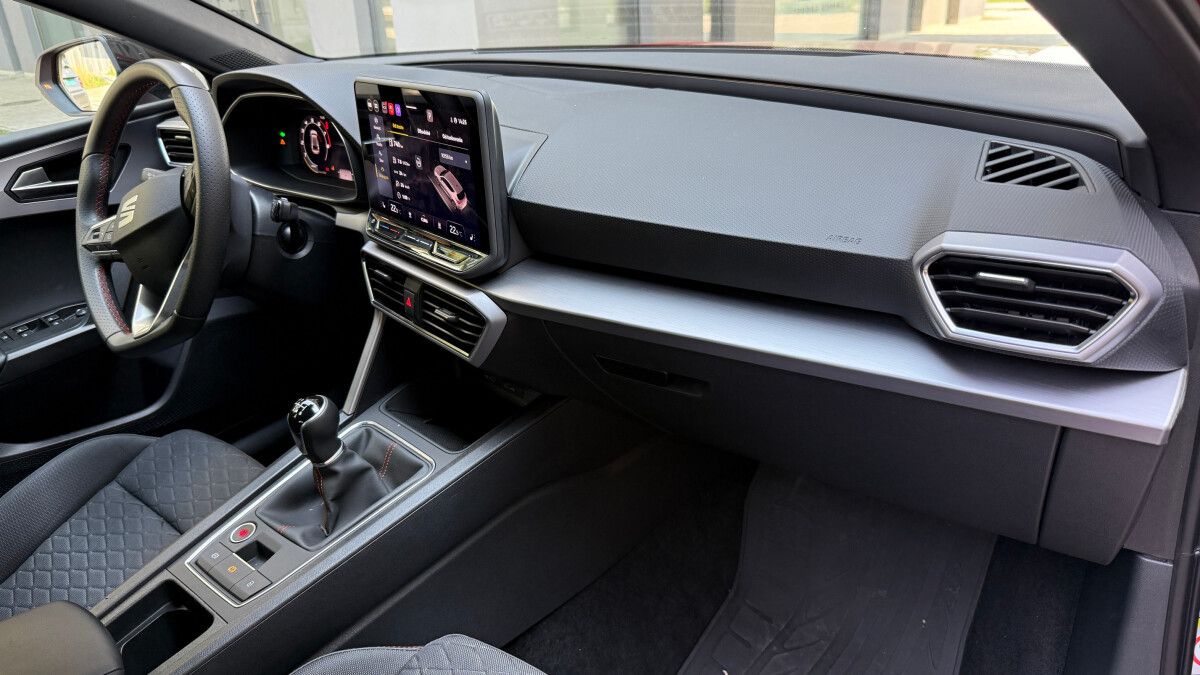 Seat Leon 1.5 TSI FR (2025)