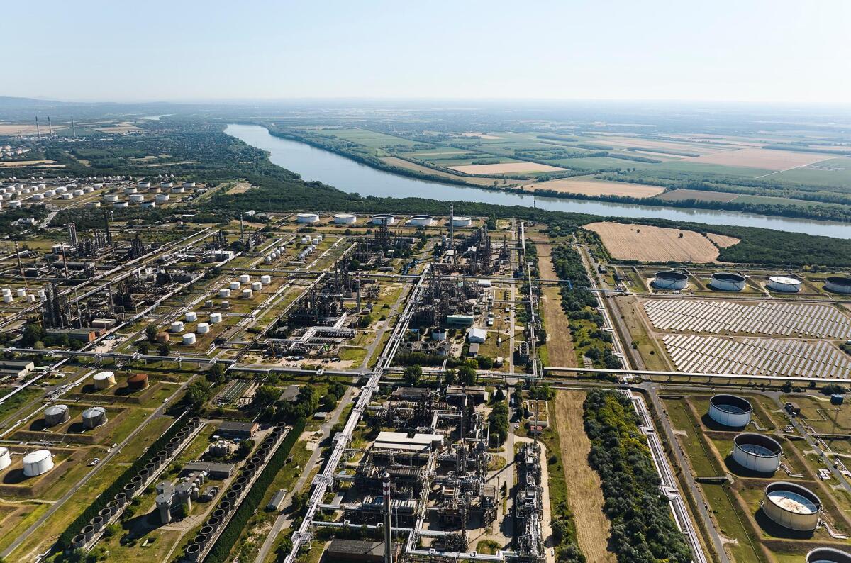 MOL Group Danube Refinery 1