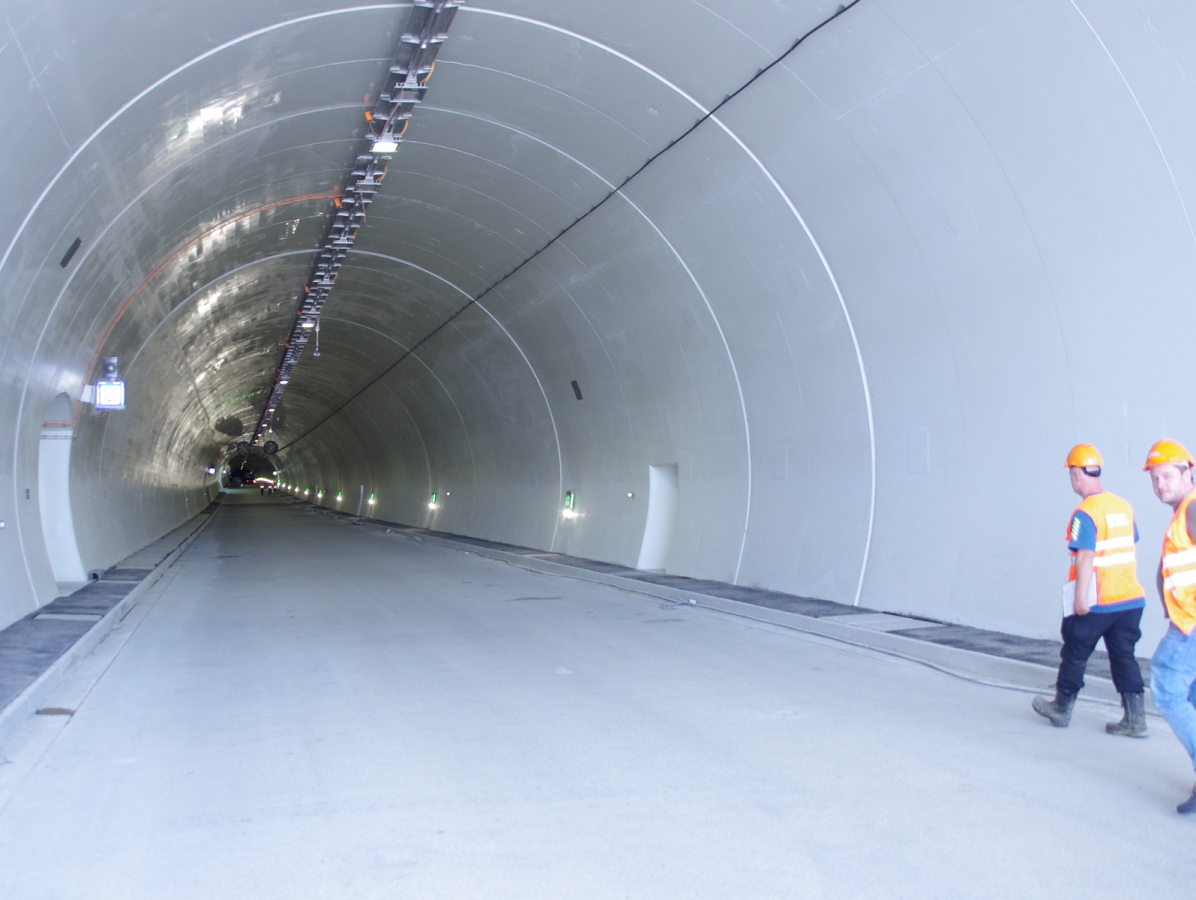 tunel Višňové betonáž