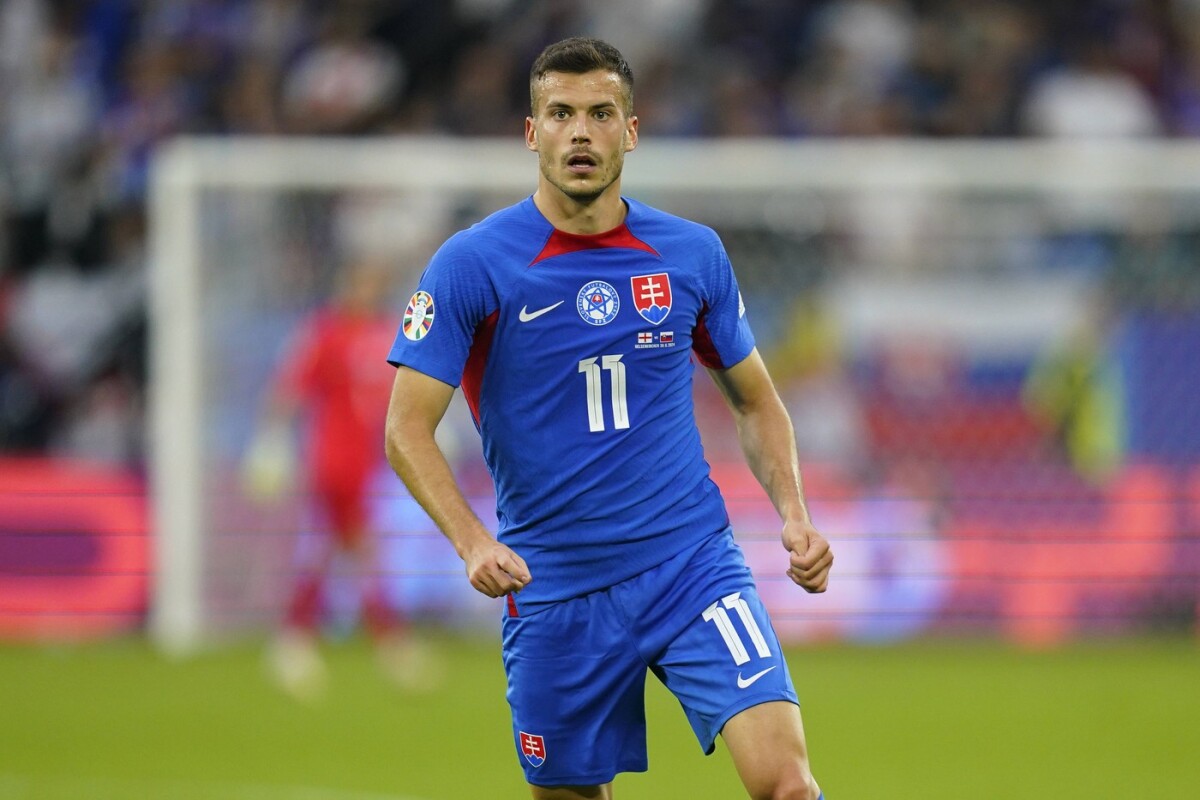 15. László Bénes