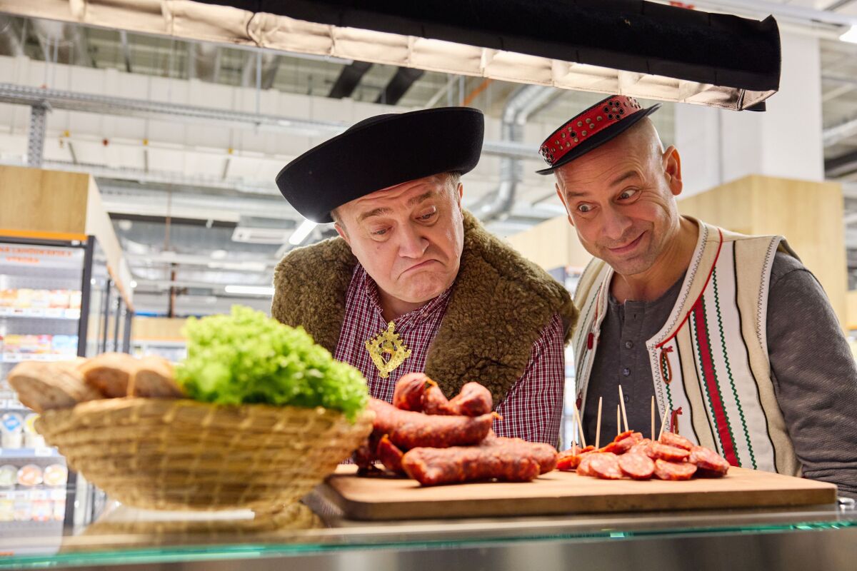 COOP Jednota, bača a honelník