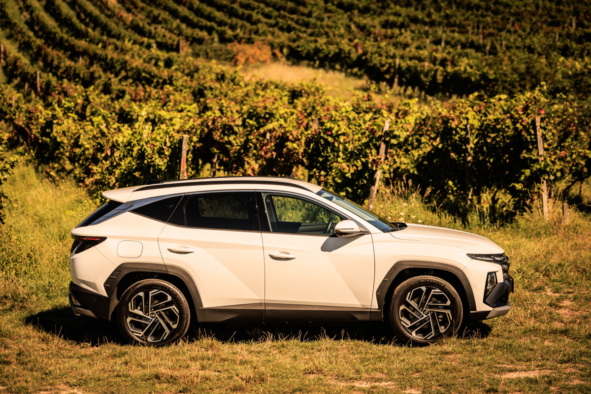 Hyundai Tucson PHEV 4x4 - test 2025