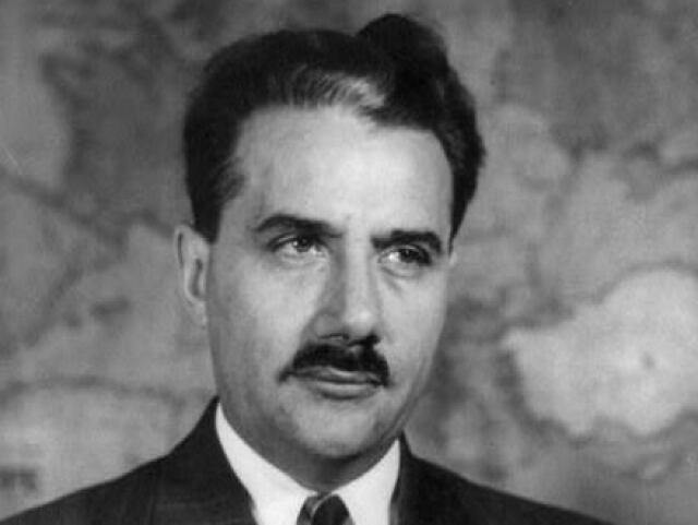 Ján Papánek