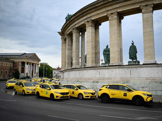 maďarsko budapešť protest taxikári