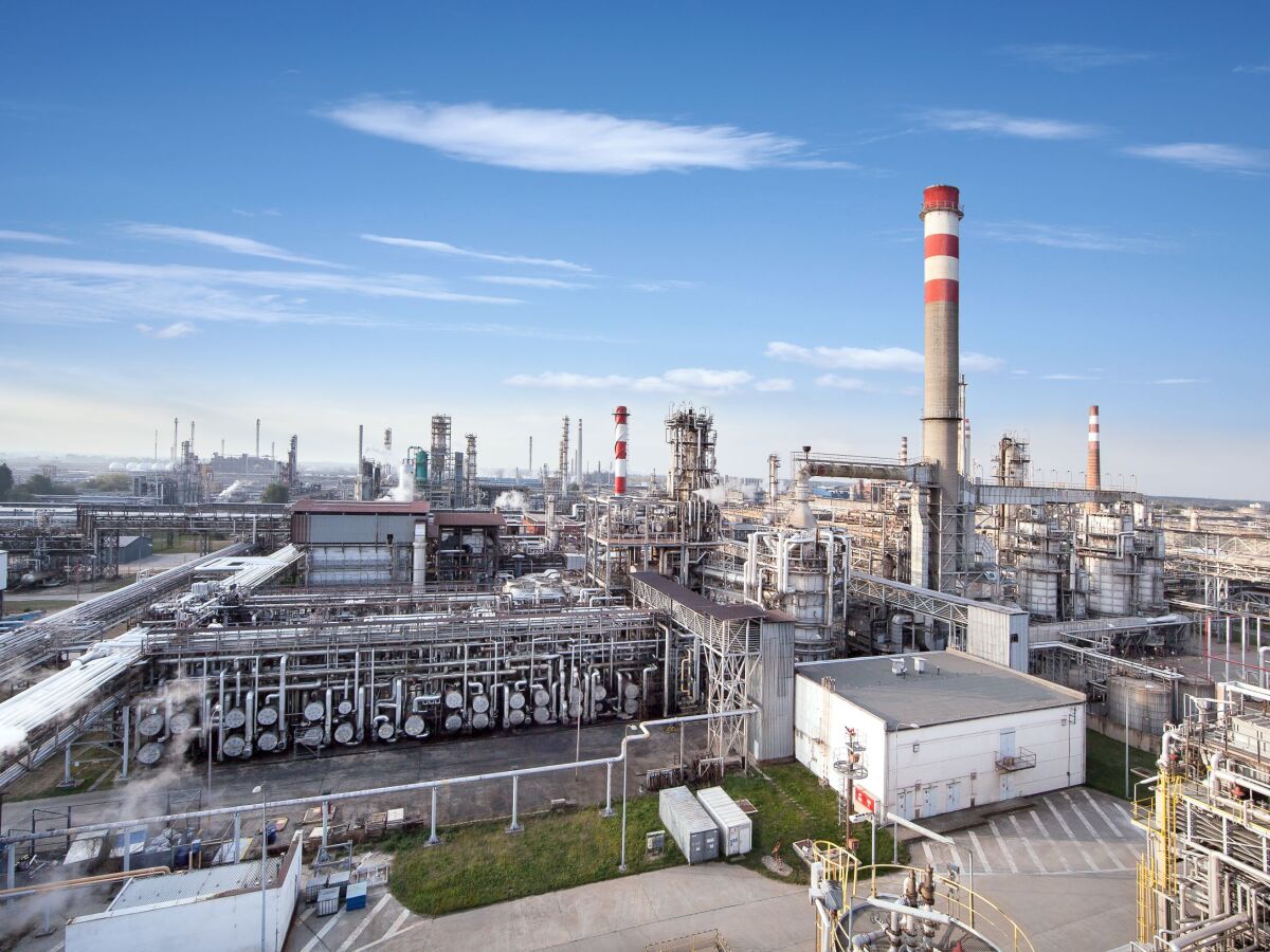 Slovnaft refinery small