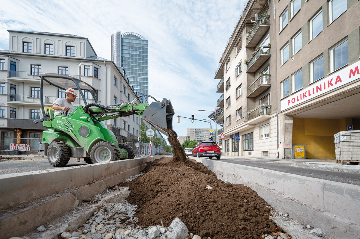 prestavba krizovatky mytna vazovova zdroj STRABAG