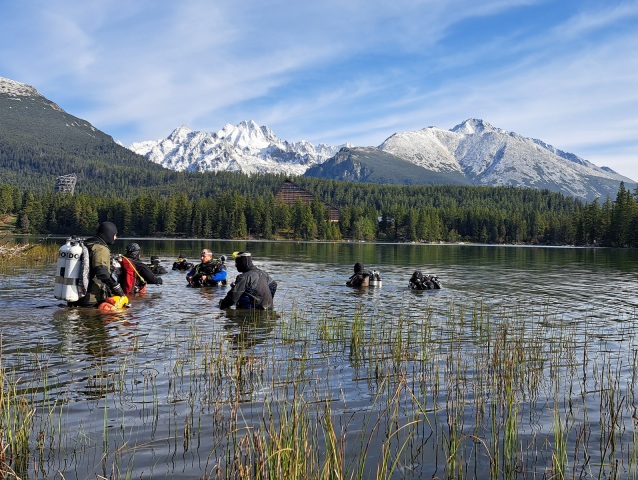 Čistenie / Potápači / Štrbské pleso /