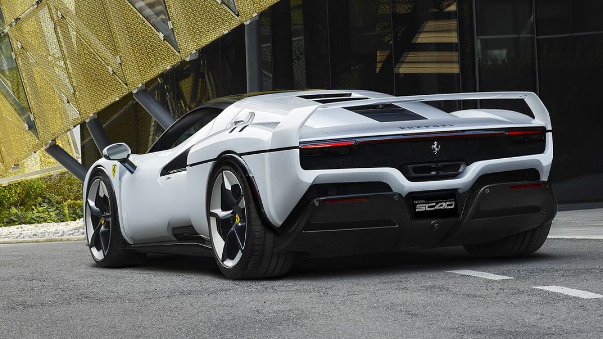 Ferrari SC40 - 2025